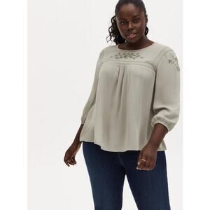 NWT Torrid Seagrass 3/4 Sleeve Crinkle Gauze Embroidered Blouse Top Size 1